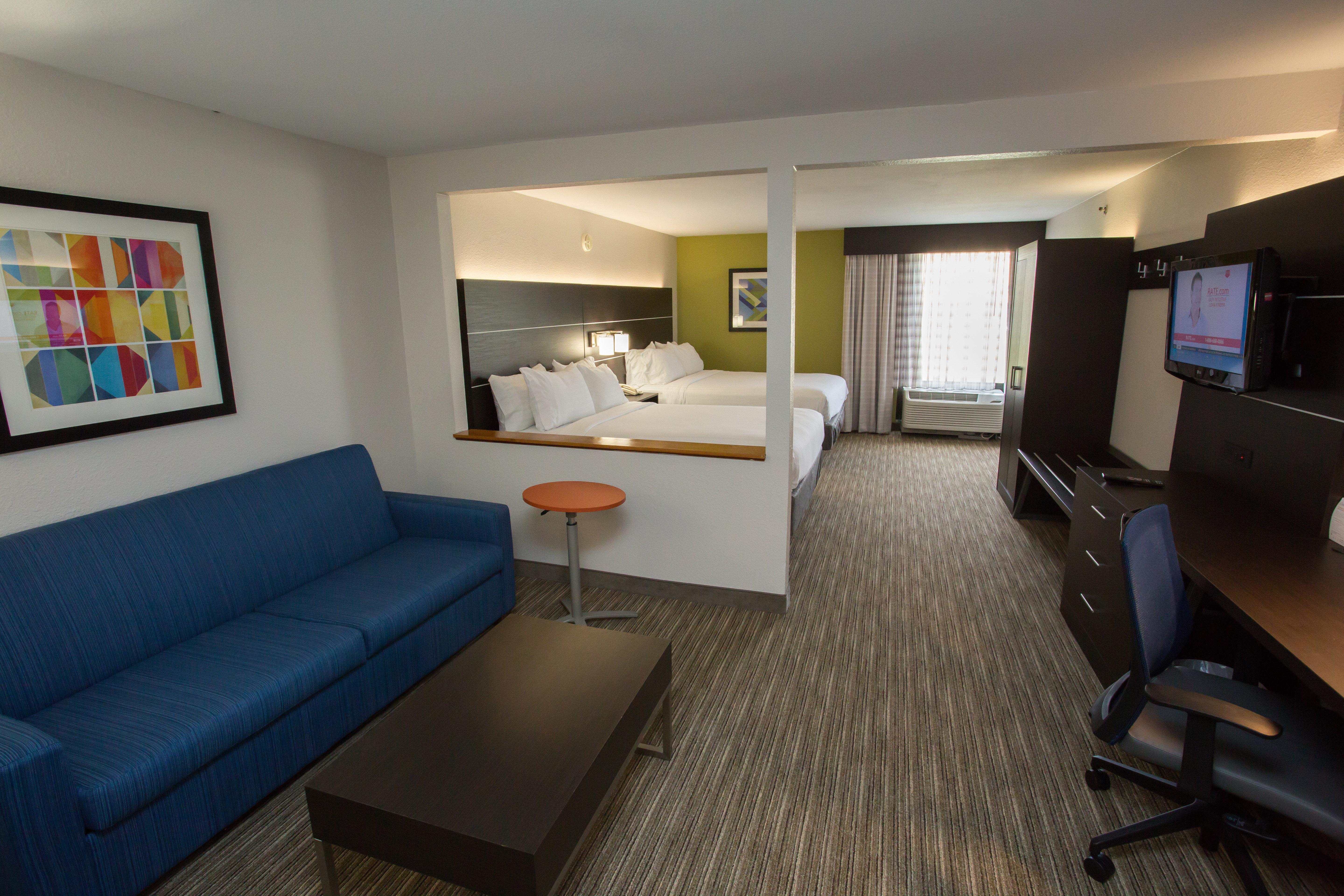 Holiday Express By Ihg