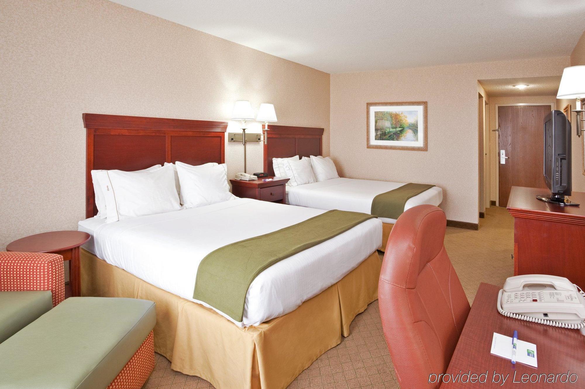 Holiday Express By Ihg Wilmington